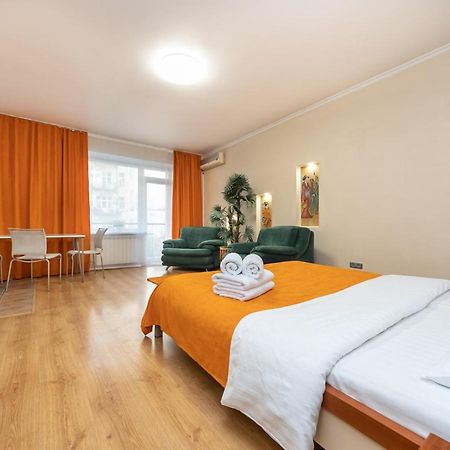 Apartment On Maidan, Khreschatyk 4 Street เคียฟ ภายนอก รูปภาพ